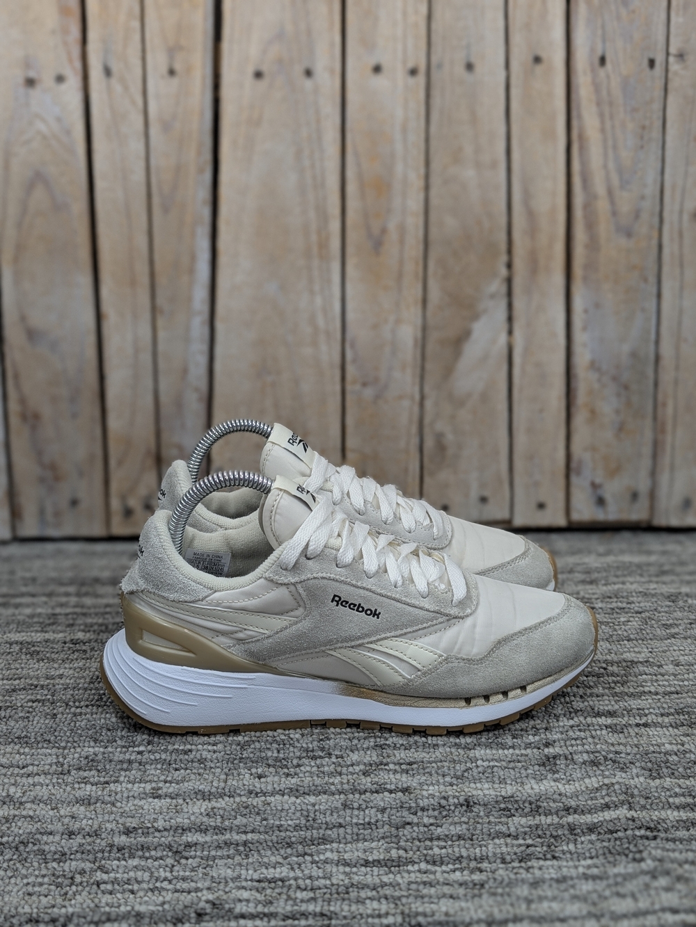 Reebok: Classic Legacy AZ - White/Gold - Size 7.5 Women